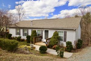 1023 Azalea DR