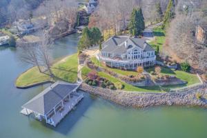 65 Eastpoint WAY