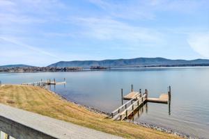 234 Peninsula Point DR