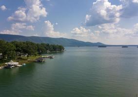400 Saunders Point RD