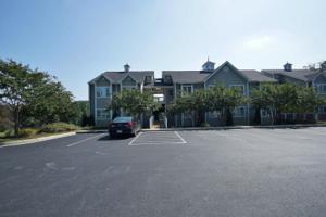335 S Pointe Shore DR Unit #305