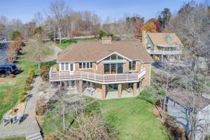 171 Sandy Point CT