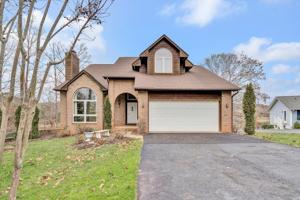 225 Peninsula DR