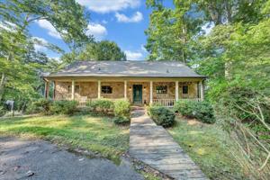 167 Cathedral Oaks LN