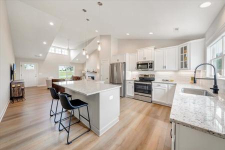 24 Camellia PL