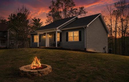 101 Charmwood CIR