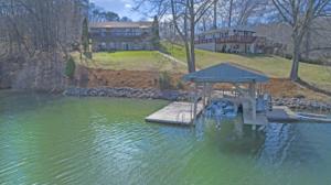 310 Hilltop DR
