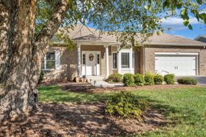 1068 8th Fairway LN