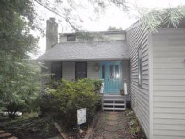 211 Lochwood AVE