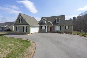 38 Sunny Field CT