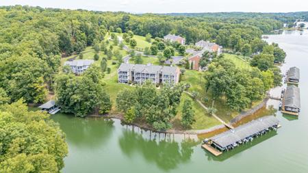 300 S Pointe Shore DR