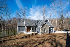 111 Brentwood LN