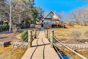475 Browns Point DR