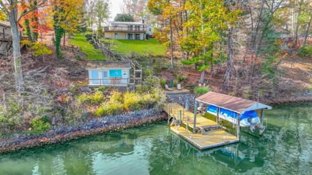 474 Long Island DR