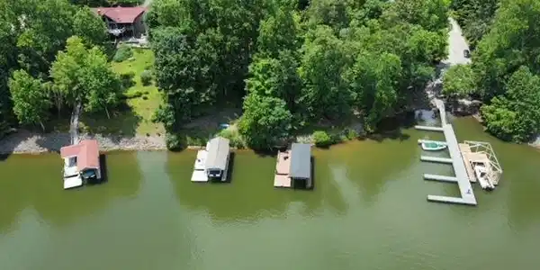 Image 4: Admirals Landing boat dock