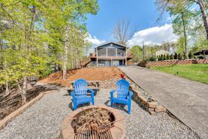 38 Shenandoah LN