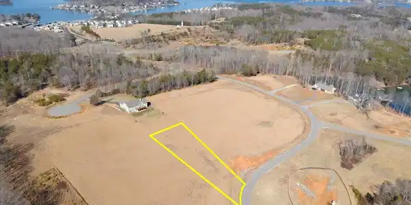 Lot 46 Congressional WAY