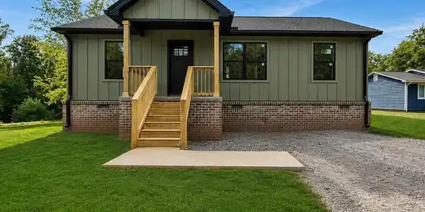 501 Lake Park DR