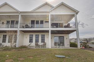 40 Brooke DR