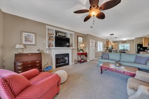 1137 Mariners WAY