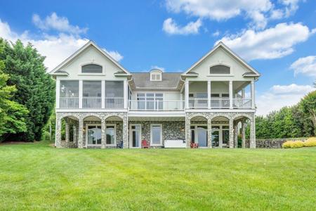 244 Pine Bay Drive