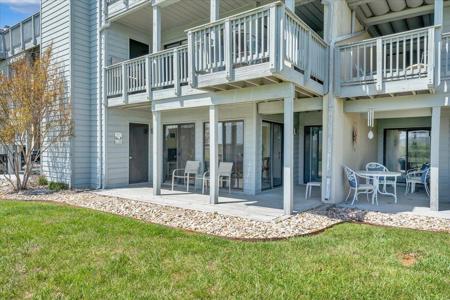 110 Sailors Cove DR