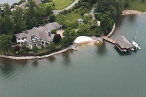 134 Freeboard DR