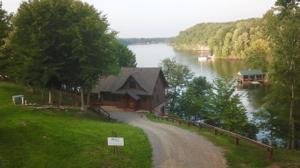 522 Coves RD