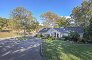 669 Boxwood Green DR