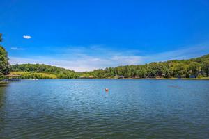 417 Mariners Cove DR