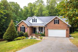 70 LEEWARD DR