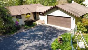 1660 Planters DR