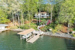 514 Anchor DR