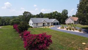 102 Spyglass LN
