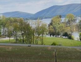 Lot 46 Congressional WAY