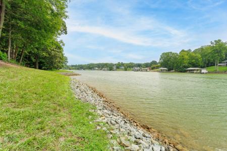 Lot #4 Country Manor LN