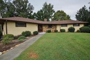 206 Twin Chimneys DR