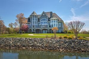 250 Pine Bay DR