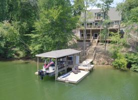 72 WINDWARD POINTE DR