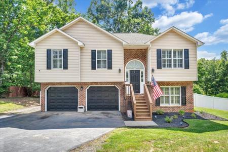 236 Harbor Landing DR