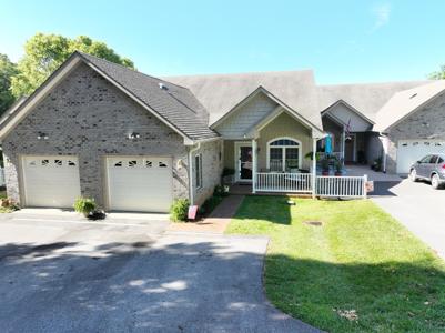 206 Blarney Stone CT