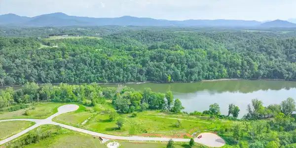 Image 2: Waterfront Lot