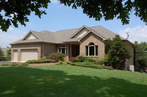 691 STRAWBERRY BANKS DR