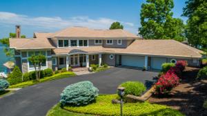 105 Blackwater CIR