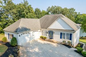 816 Forest Lawn DR