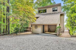 1358 Rosewood LN