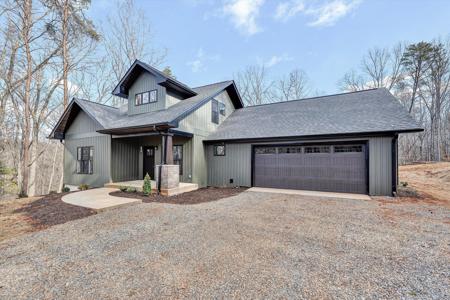 103 Bluff CT