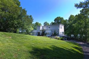 444 Anchor DR