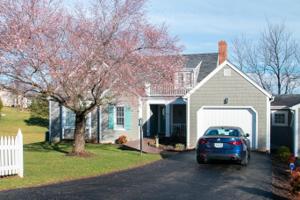 130 Cottage LN