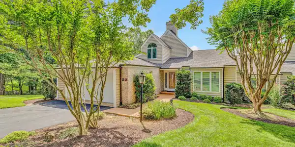 30 Island Green CIR